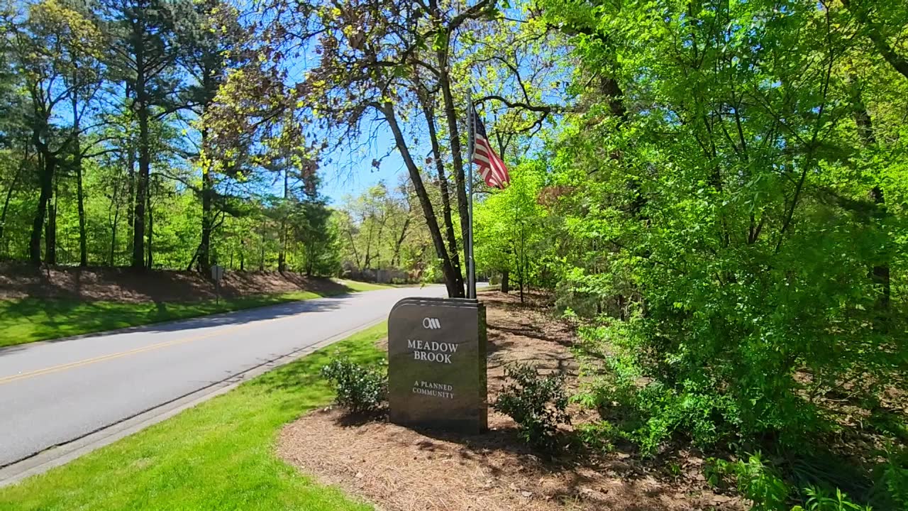 Meadow Brook neighborhood entrance